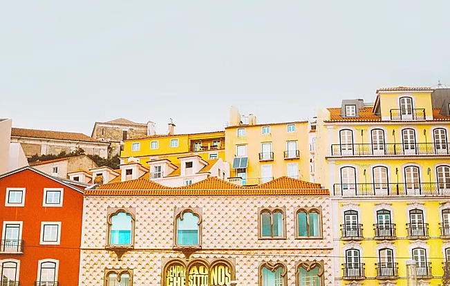 福音！葡萄牙投資移民獲取護照門檻大幅降低